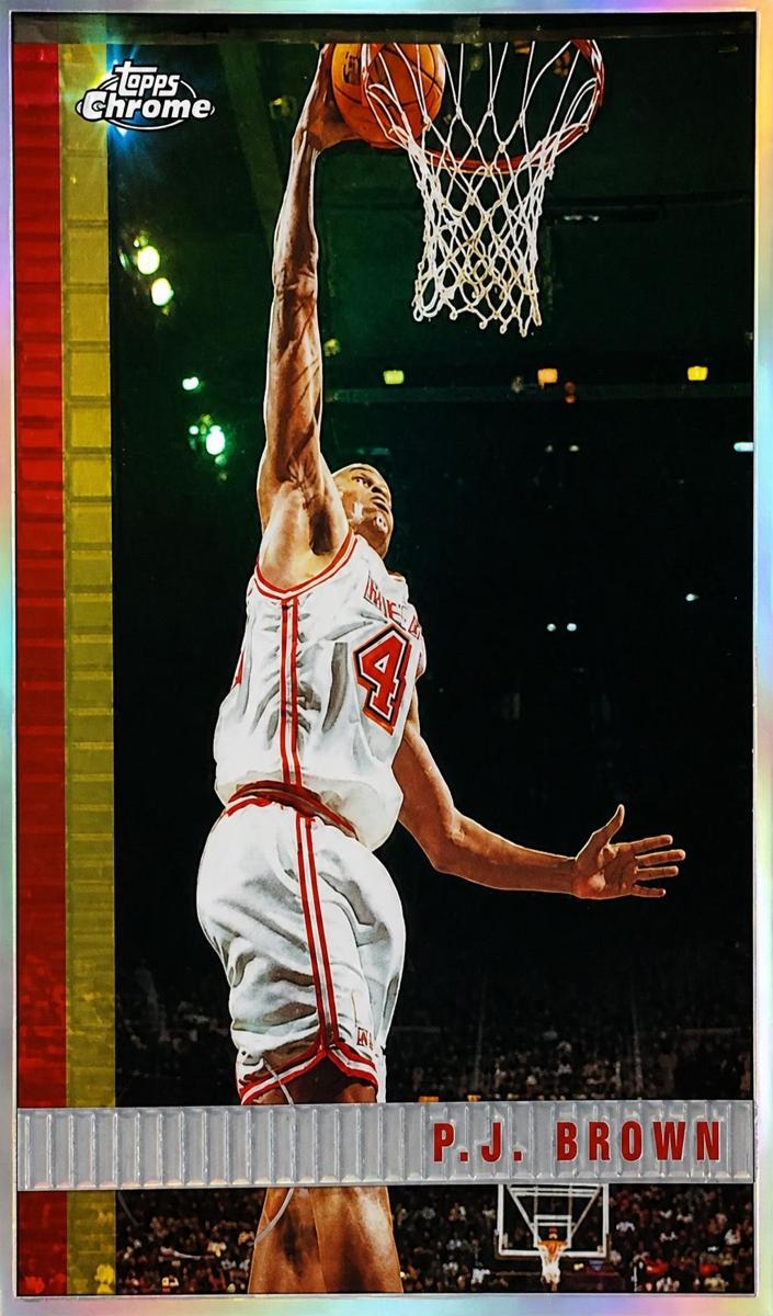 2000 Topps Chrome P.J. Brown #133 card
