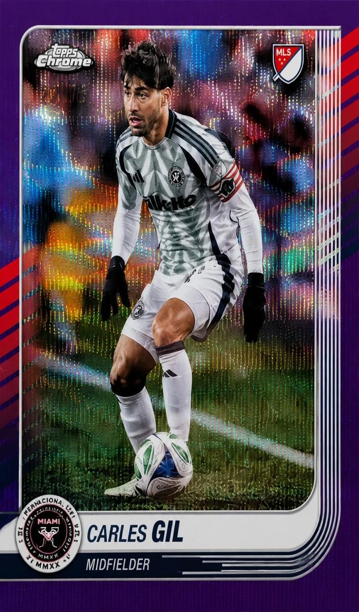 2025 Carles Gil [Purple Wave Refractor] #100