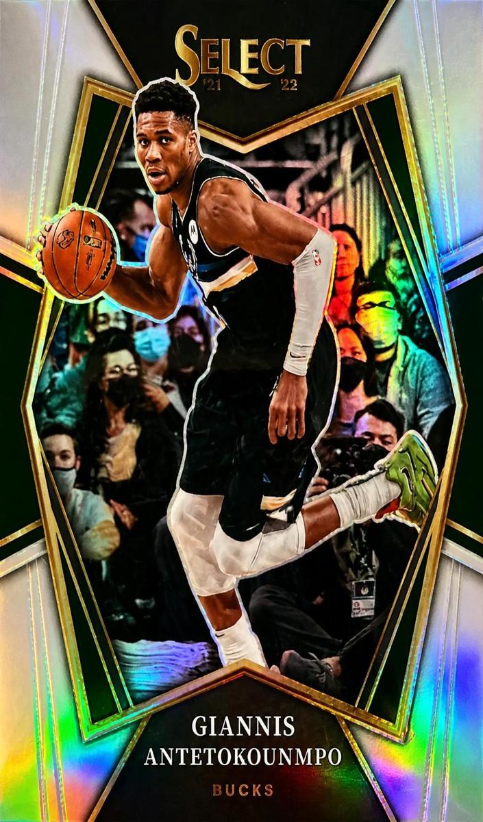 2021 Giannis Antetokounmpo [Silver] #140