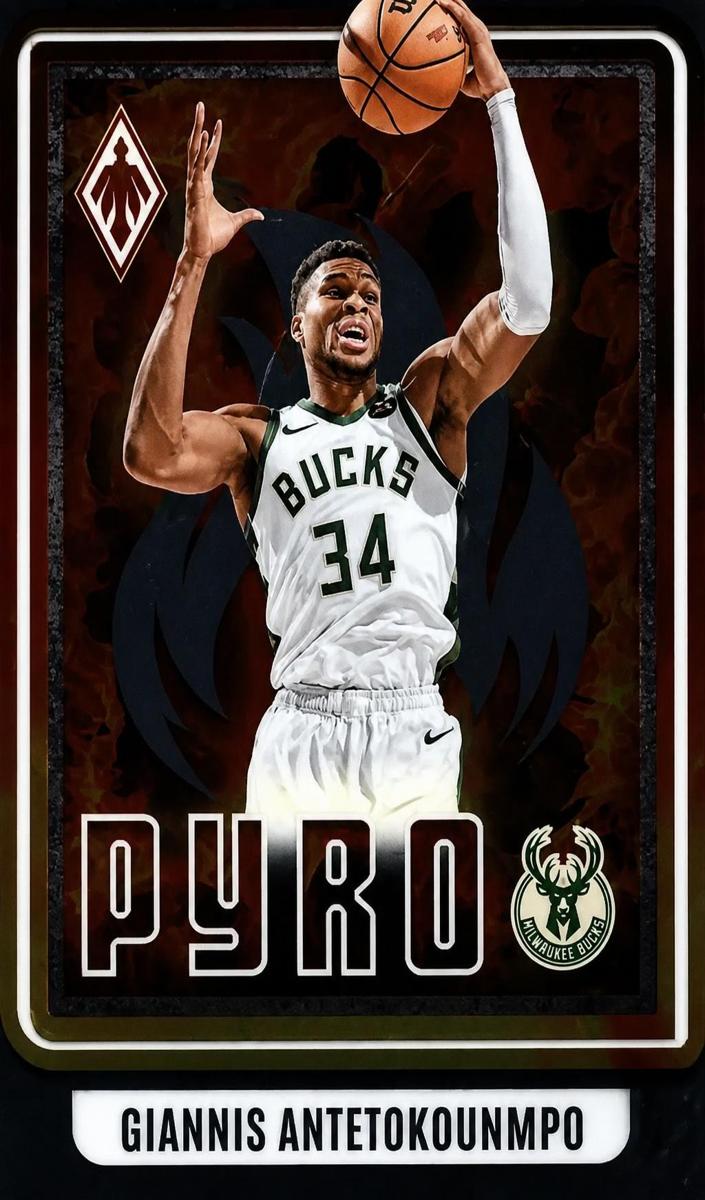 2023 Giannis Antetokounmpo #19