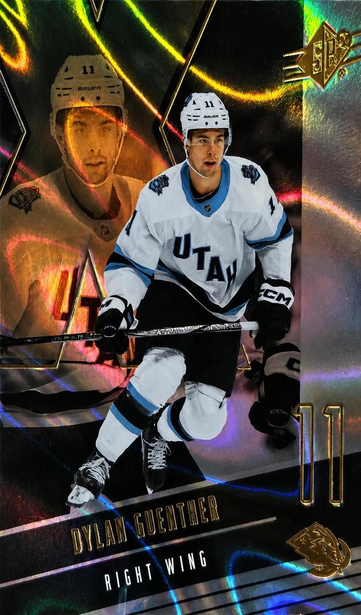 2025 Dylan Guenther [Gold] #19