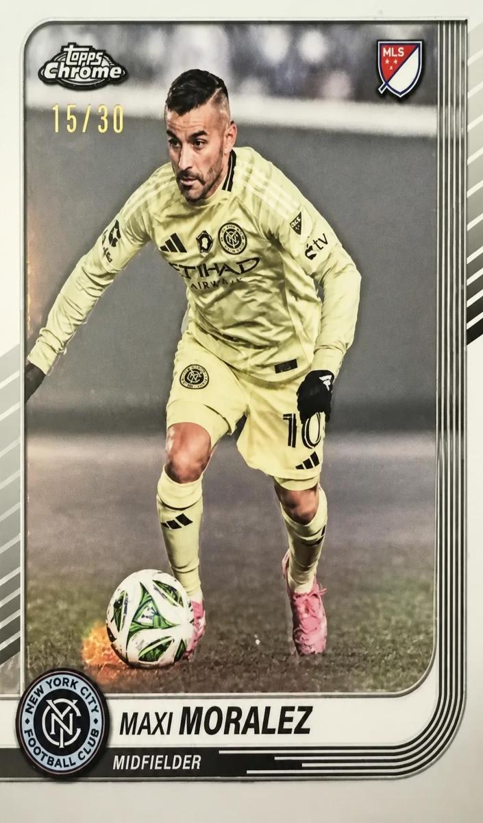 2025 Maxi Moralez [Pearl Refractor] #112