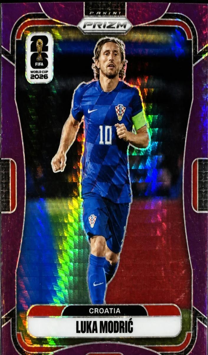 2022 Luka Modric [Prizms Blue] #61