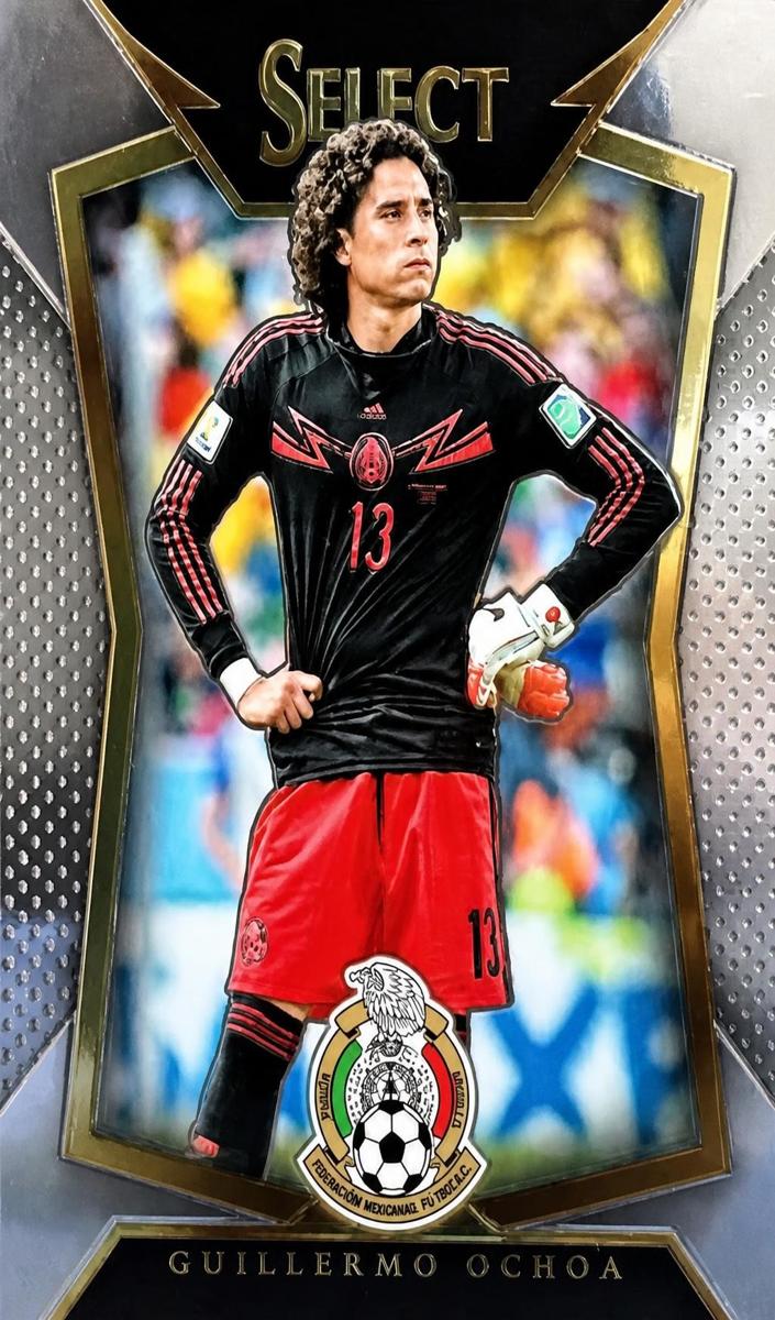 2015 Panini Select Guillermo Ochoa [Gold] #91 card