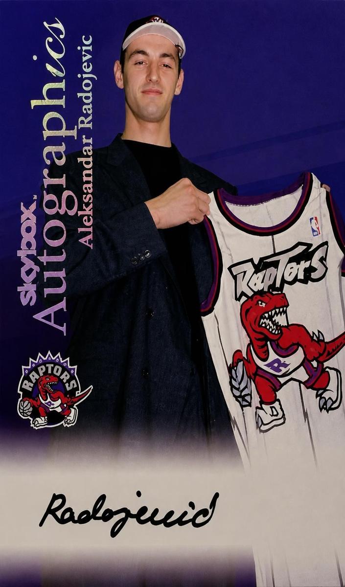 1999 Skybox Premium Aleksandar Radojevic #NNO card