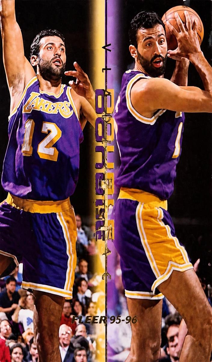 1995 Fleer Vlade Divac #2 card