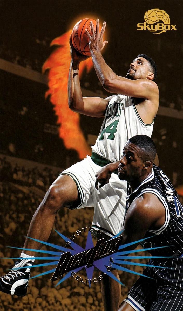 1995 Skybox Premium Rick Fox #154 card
