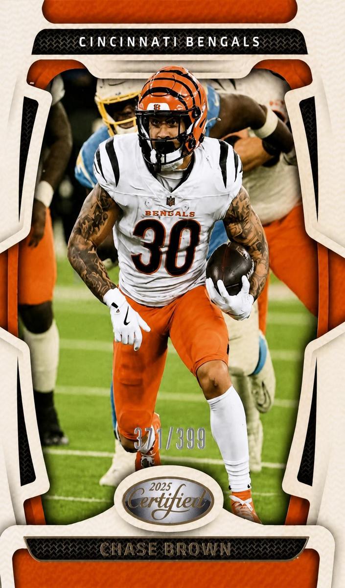 2025 Panini Donruss The Elite Series Autograph Chase Brown #20 card