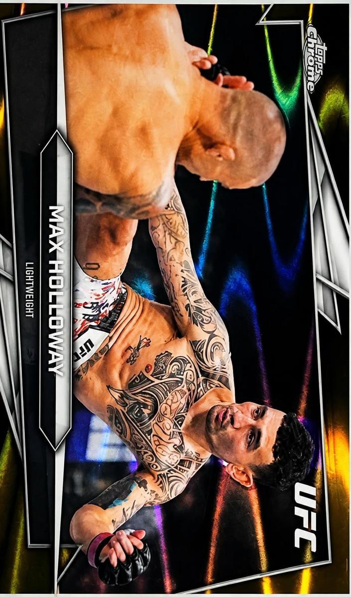 2026 Max Holloway [Gold RayWave Refractor] #100