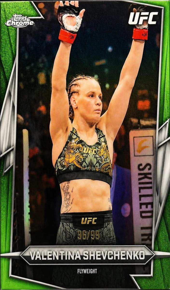 2026 Valentina Shevchenko [Green Refractor] #3