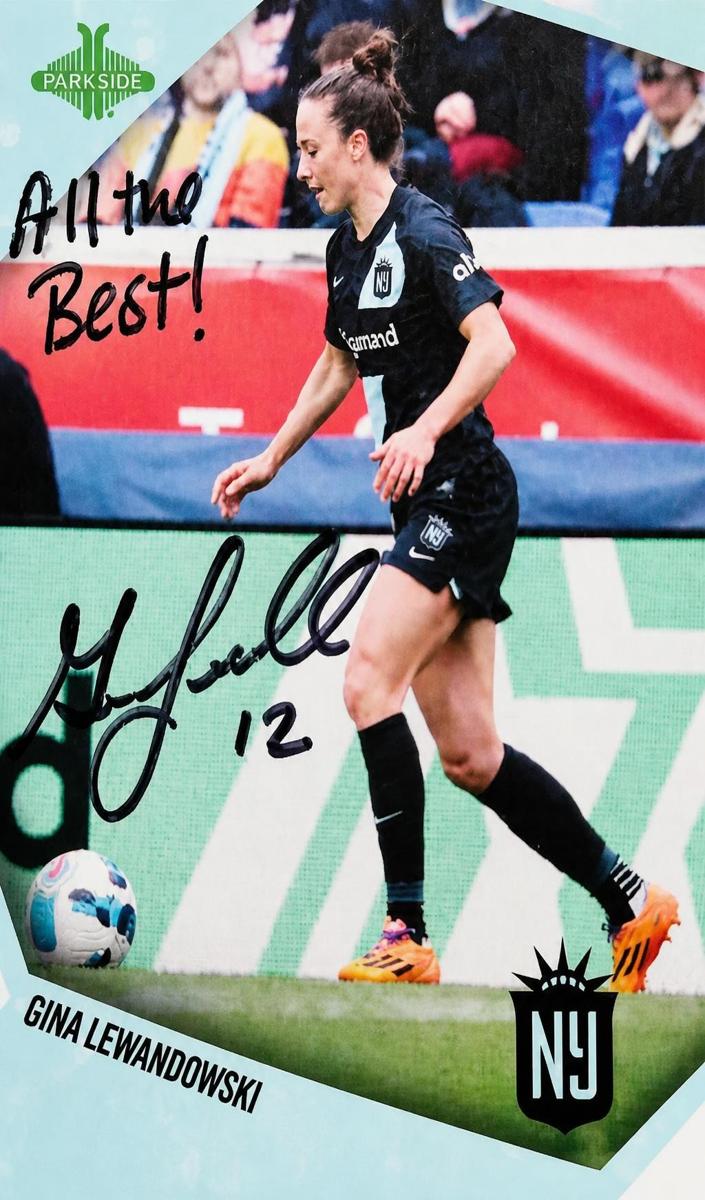2022 Gina Lewandowski #27