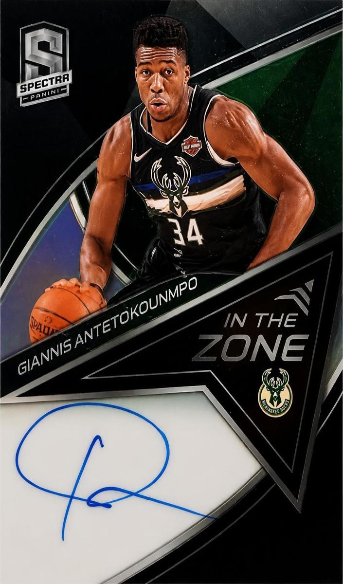 2019 Giannis Antetokounmpo #18