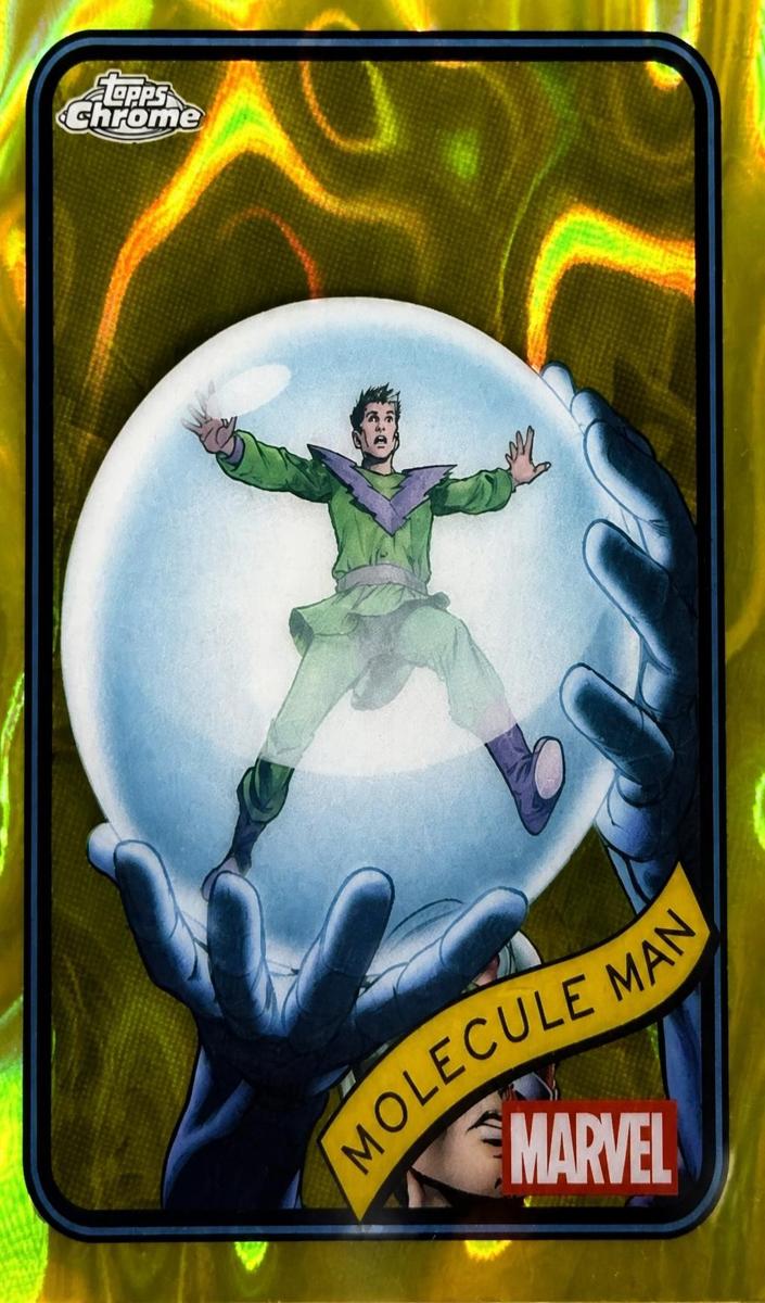 2025 Molecule Man [Red Shimmer Refractor] #21