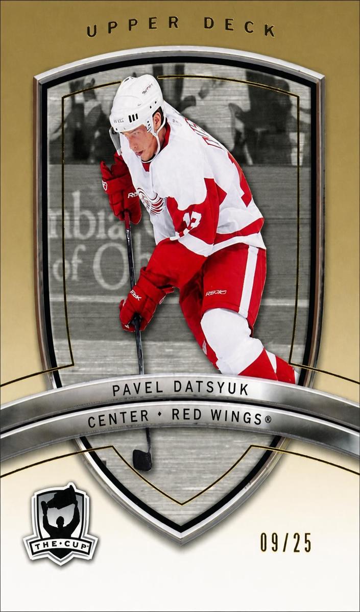 2005 Pavel Datsyuk [Gold] #42