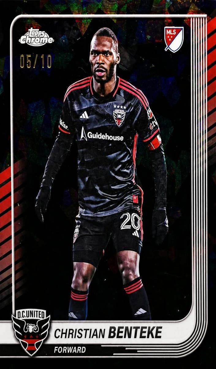 2025 Topps Chrome Sapphire MLS Christian Benteke #43 card