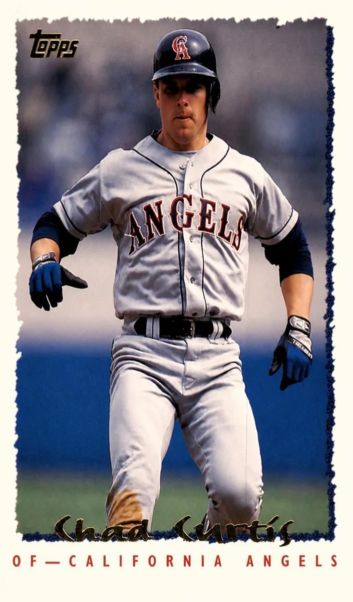 1995 Topps Chad Curtis #154 card