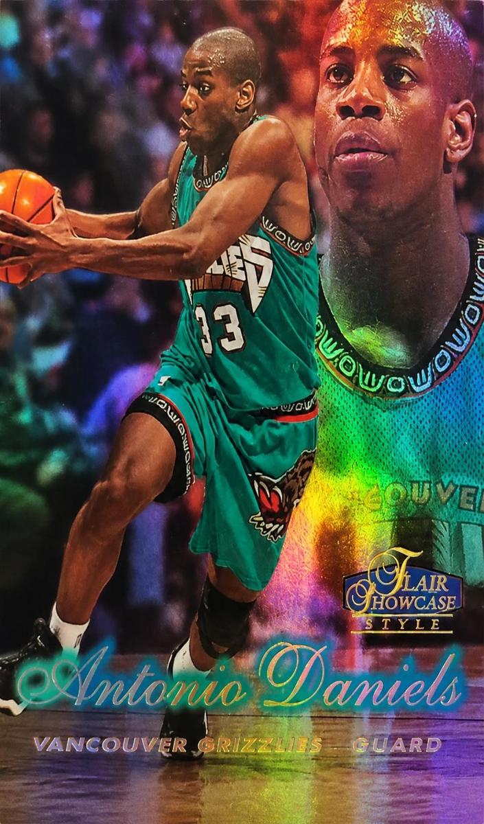 1997 Antonio Daniels [Row 2] #29