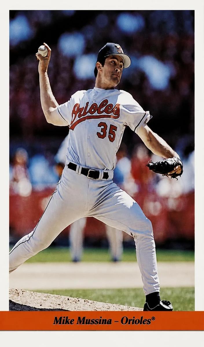 1997 Mike Mussina #82
