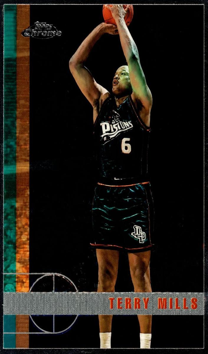 1997 Topps Chrome Terry Mills #82 card