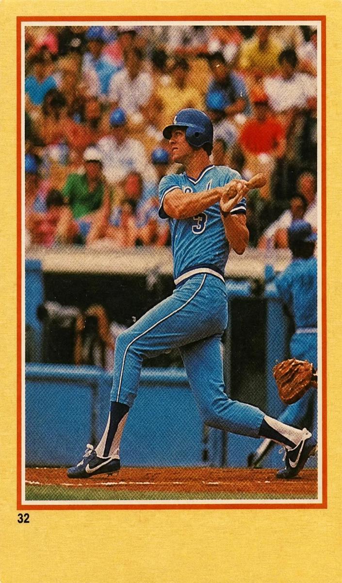 1984 Dale Murphy #32