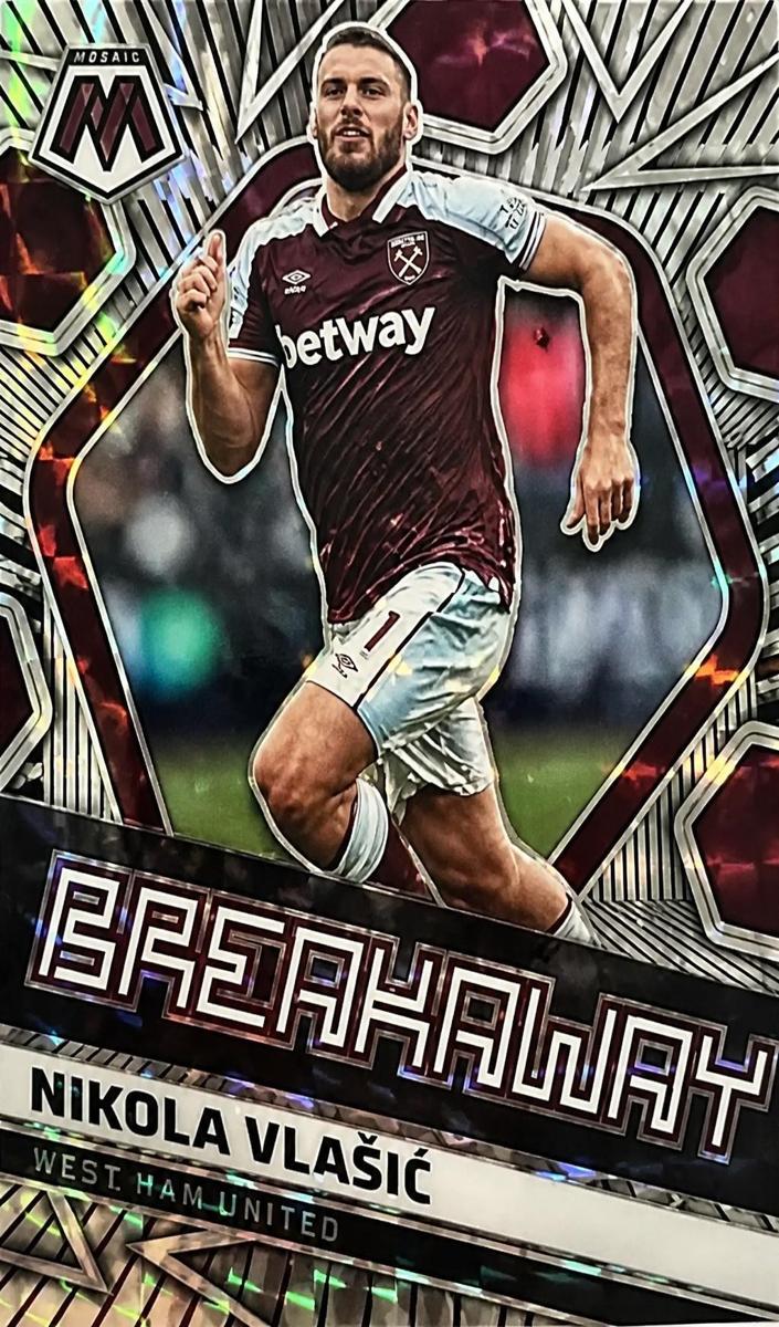 2021 Panini Mosaic Premier League Nikola Vlasic #9 card